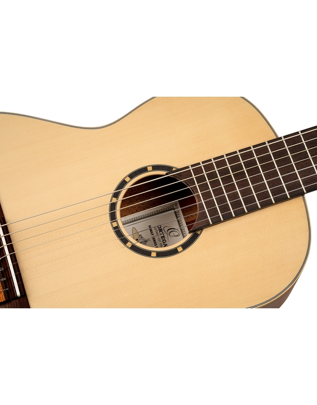ORTEGA R133-7 7-string  Classical Guitar 4/4