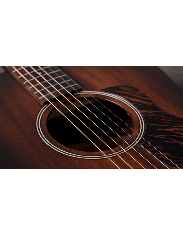 TAYLOR American Dream AD27 Acoustic Guitar