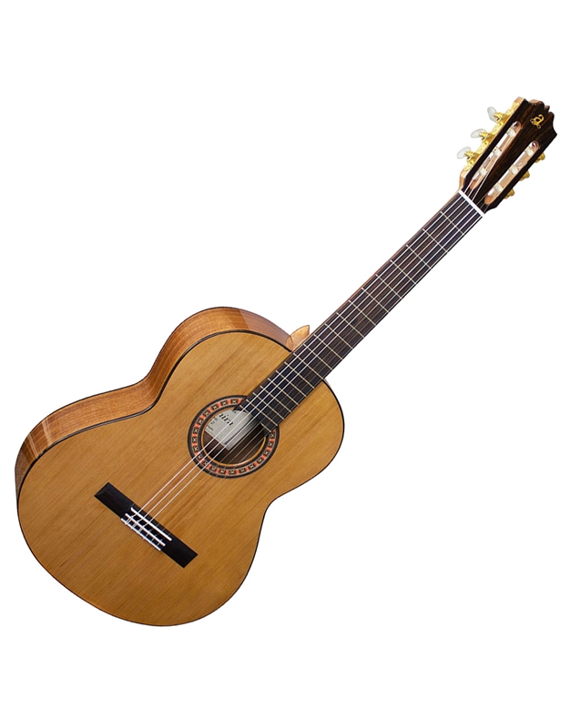 ADMIRA A2 4/4 Classical Guitar